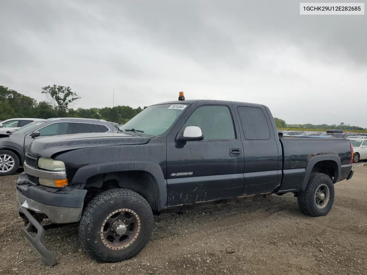 2002 Chevrolet Silverado K2500 Heavy Duty VIN: 1GCHK29U12E282685 Lot: 70624464