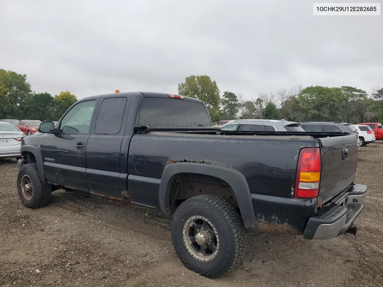 2002 Chevrolet Silverado K2500 Heavy Duty VIN: 1GCHK29U12E282685 Lot: 70624464