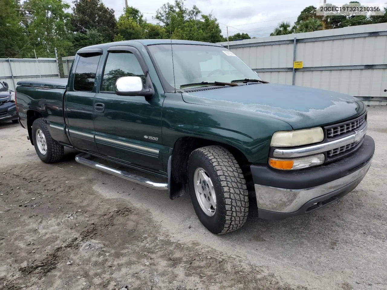 2002 Chevrolet Silverado C1500 VIN: 2GCEC19T321210356 Lot: 70712564