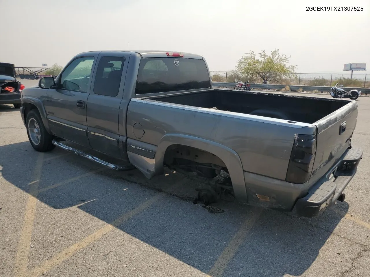 2002 Chevrolet Silverado K1500 VIN: 2GCEK19TX21307525 Lot: 70832504