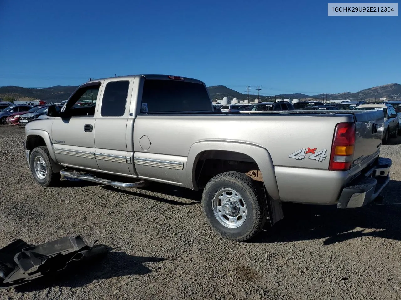 2002 Chevrolet Silverado K2500 Heavy Duty VIN: 1GCHK29U92E212304 Lot: 72050904