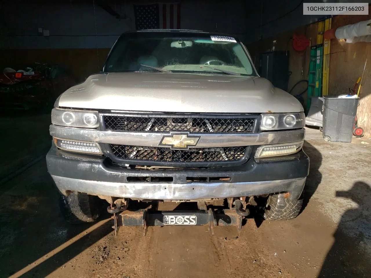 2002 Chevrolet Silverado K2500 Heavy Duty VIN: 1GCHK23112F166203 Lot: 73689384