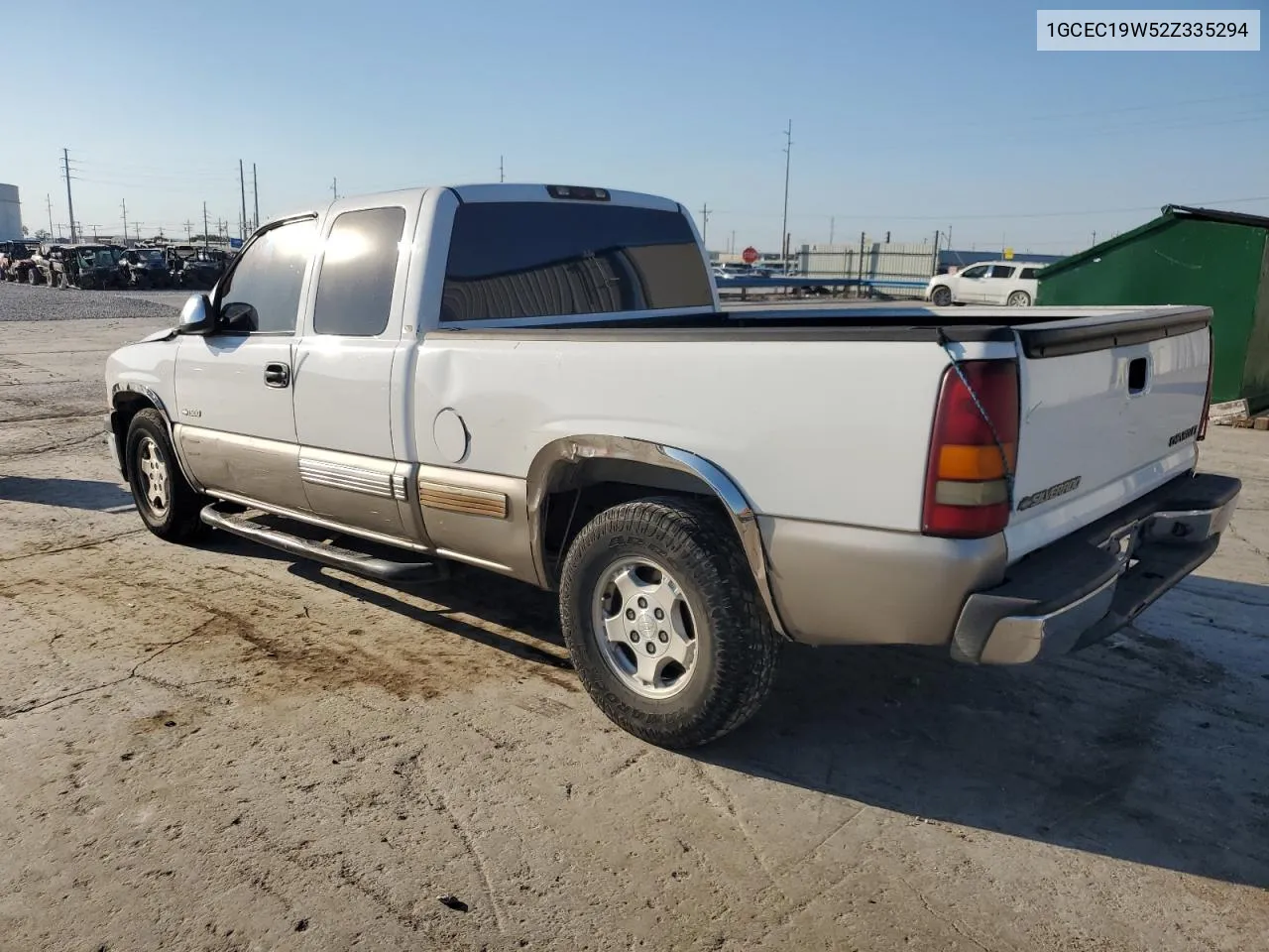 2002 Chevrolet Silverado C1500 VIN: 1GCEC19W52Z335294 Lot: 74769404