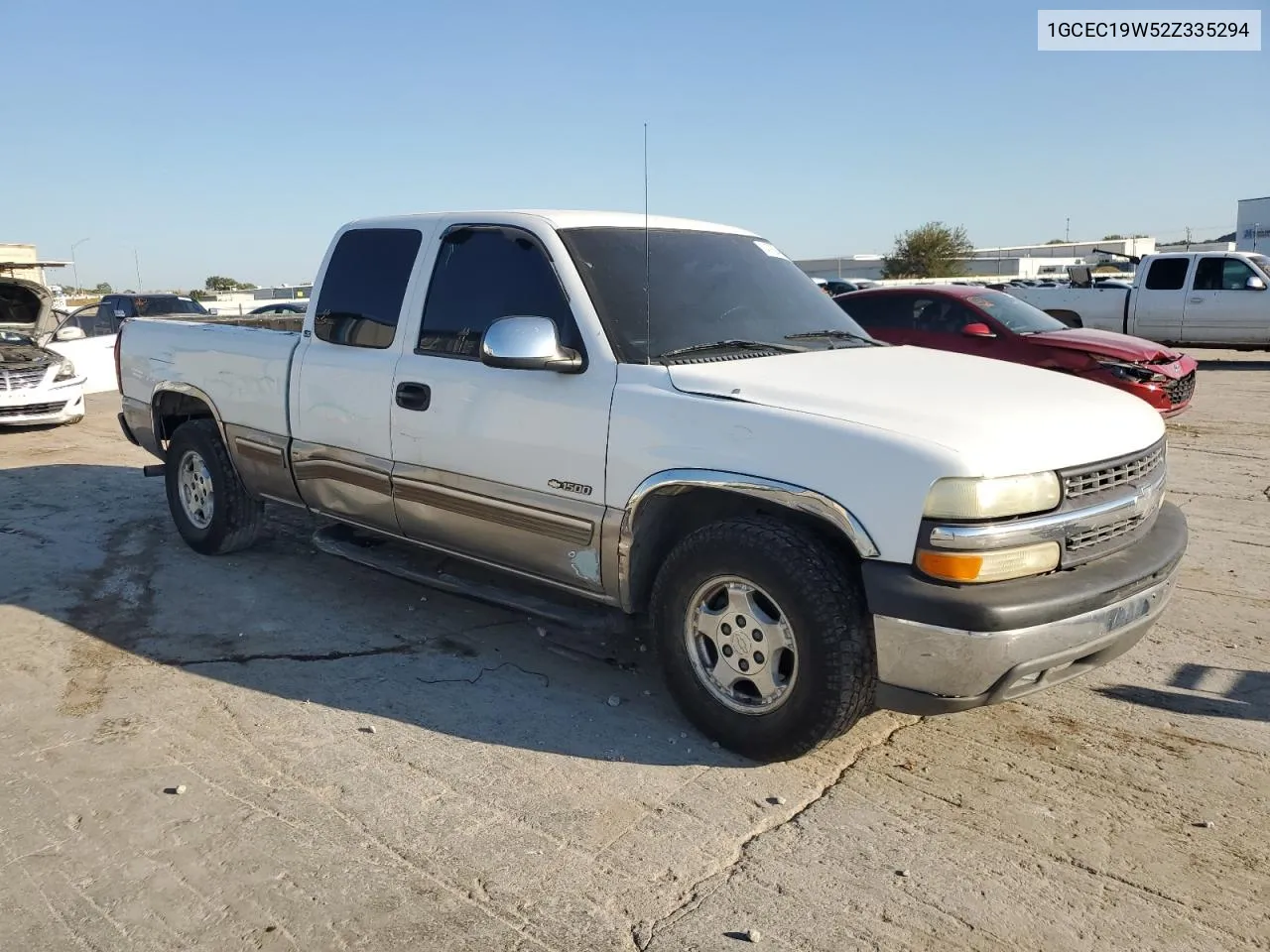 2002 Chevrolet Silverado C1500 VIN: 1GCEC19W52Z335294 Lot: 74769404