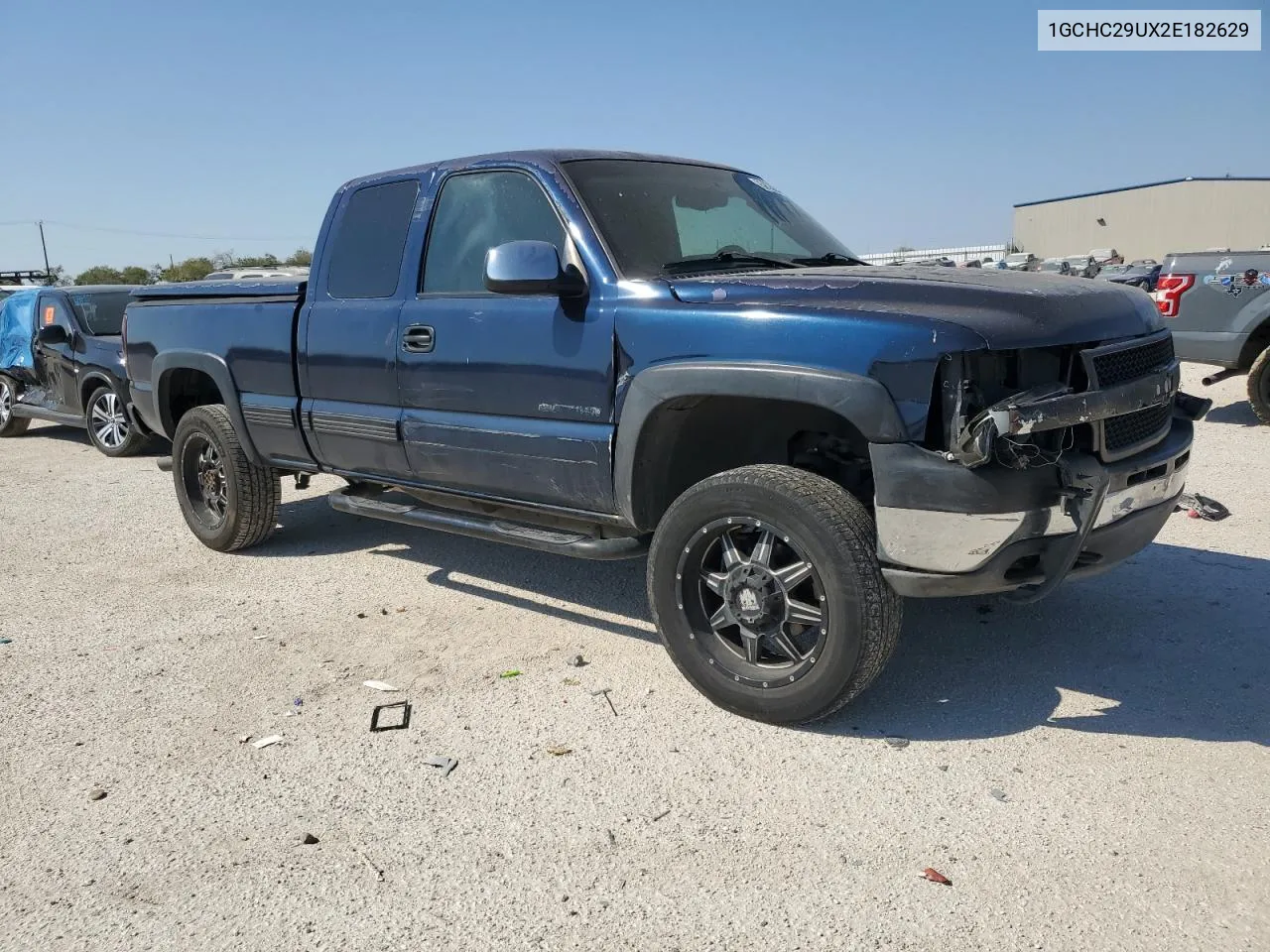 2002 Chevrolet Silverado C2500 Heavy Duty VIN: 1GCHC29UX2E182629 Lot: 75876294