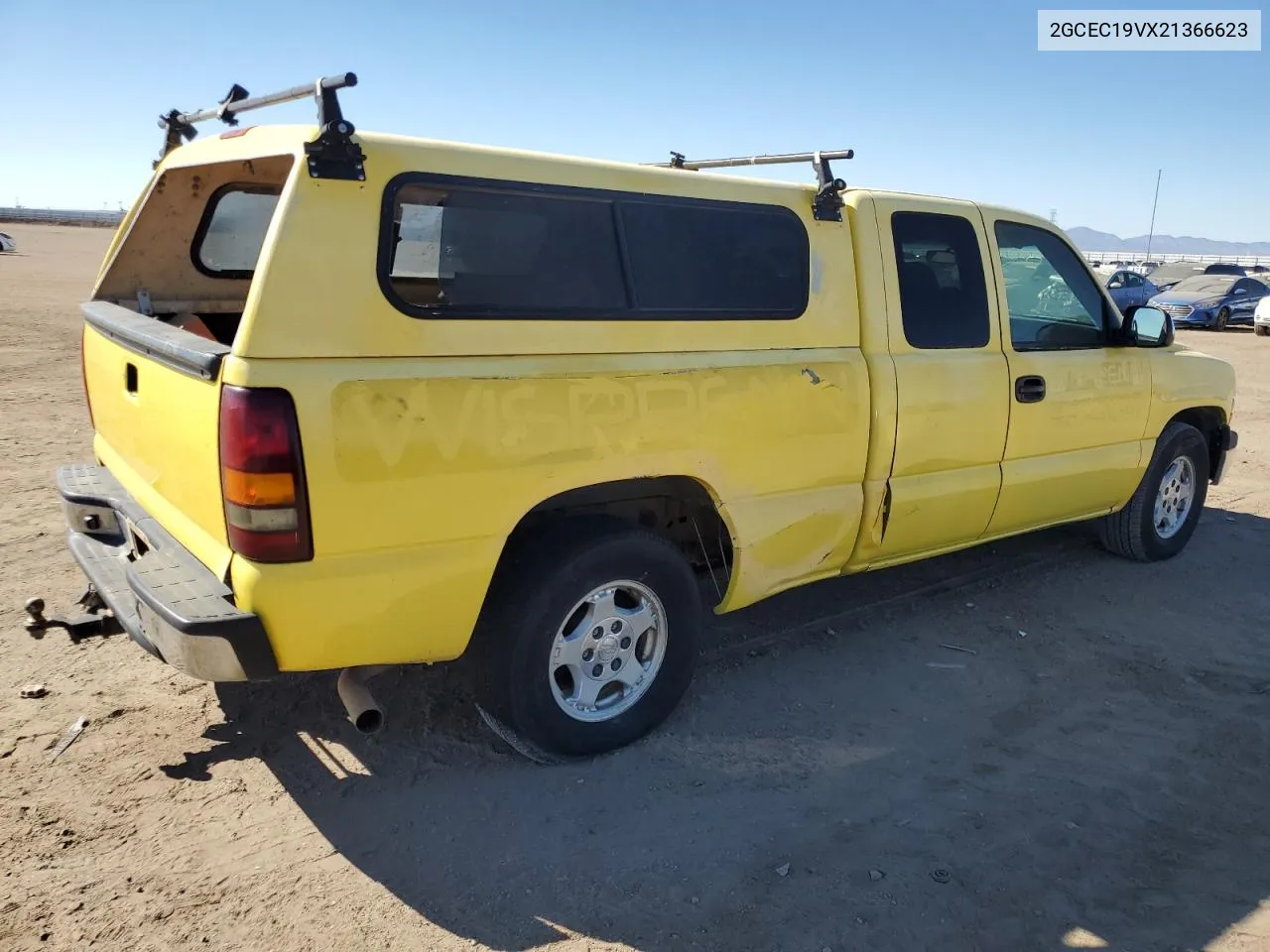 2002 Chevrolet Silverado C1500 VIN: 2GCEC19VX21366623 Lot: 75912354