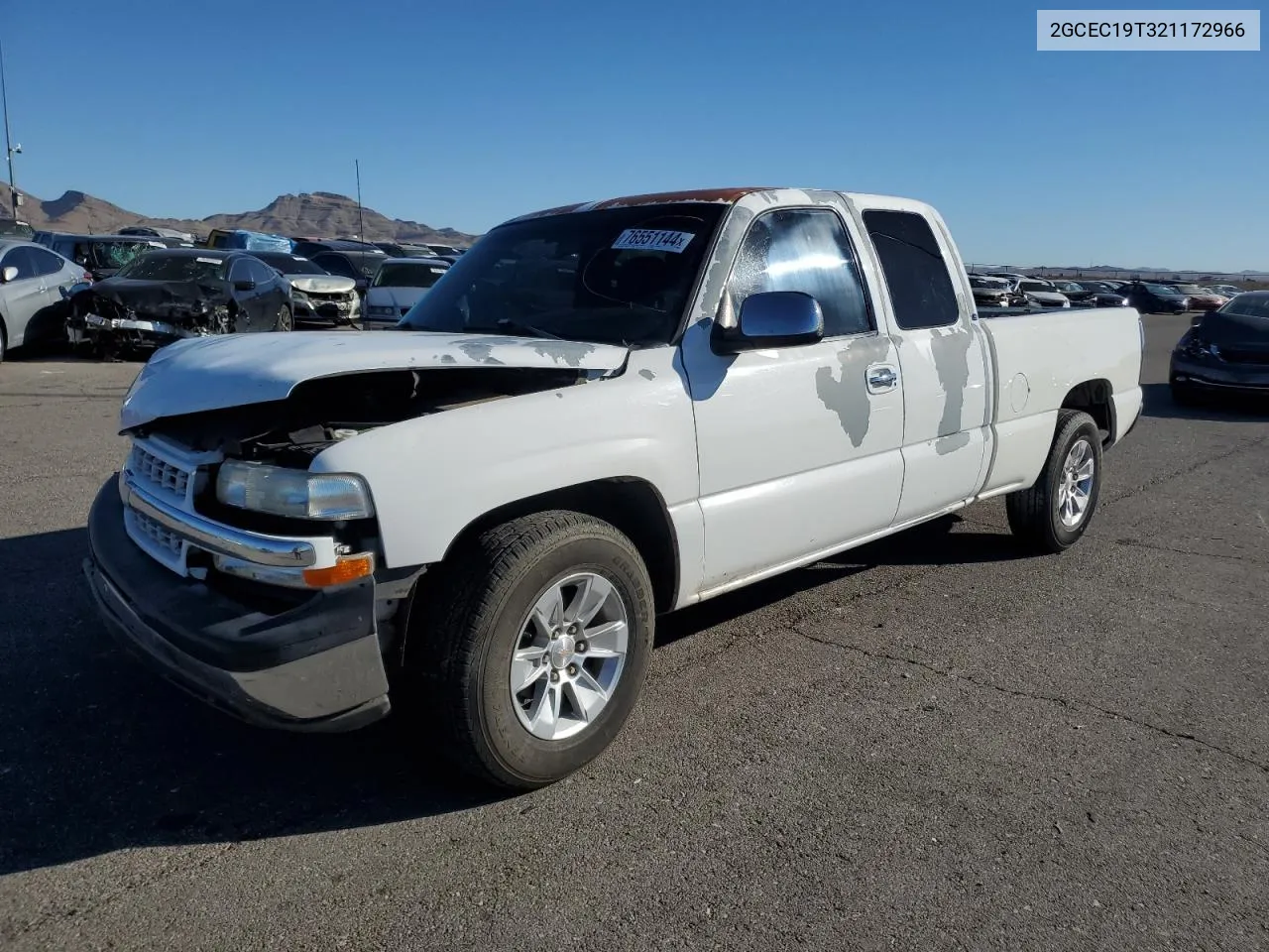 2002 Chevrolet Silverado C1500 VIN: 2GCEC19T321172966 Lot: 76551144