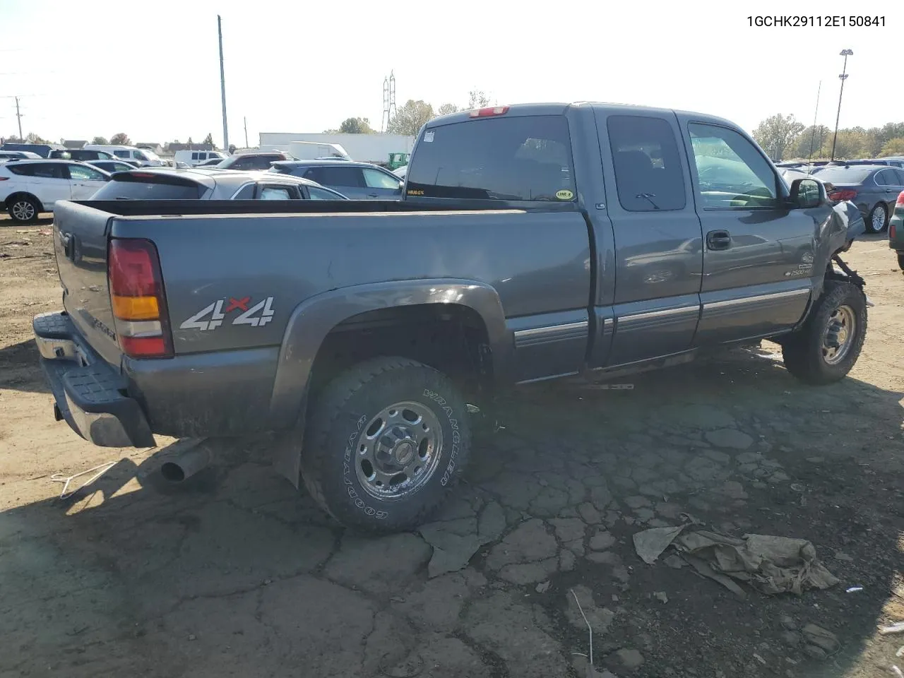 2002 Chevrolet Silverado K2500 Heavy Duty VIN: 1GCHK29112E150841 Lot: 76822004