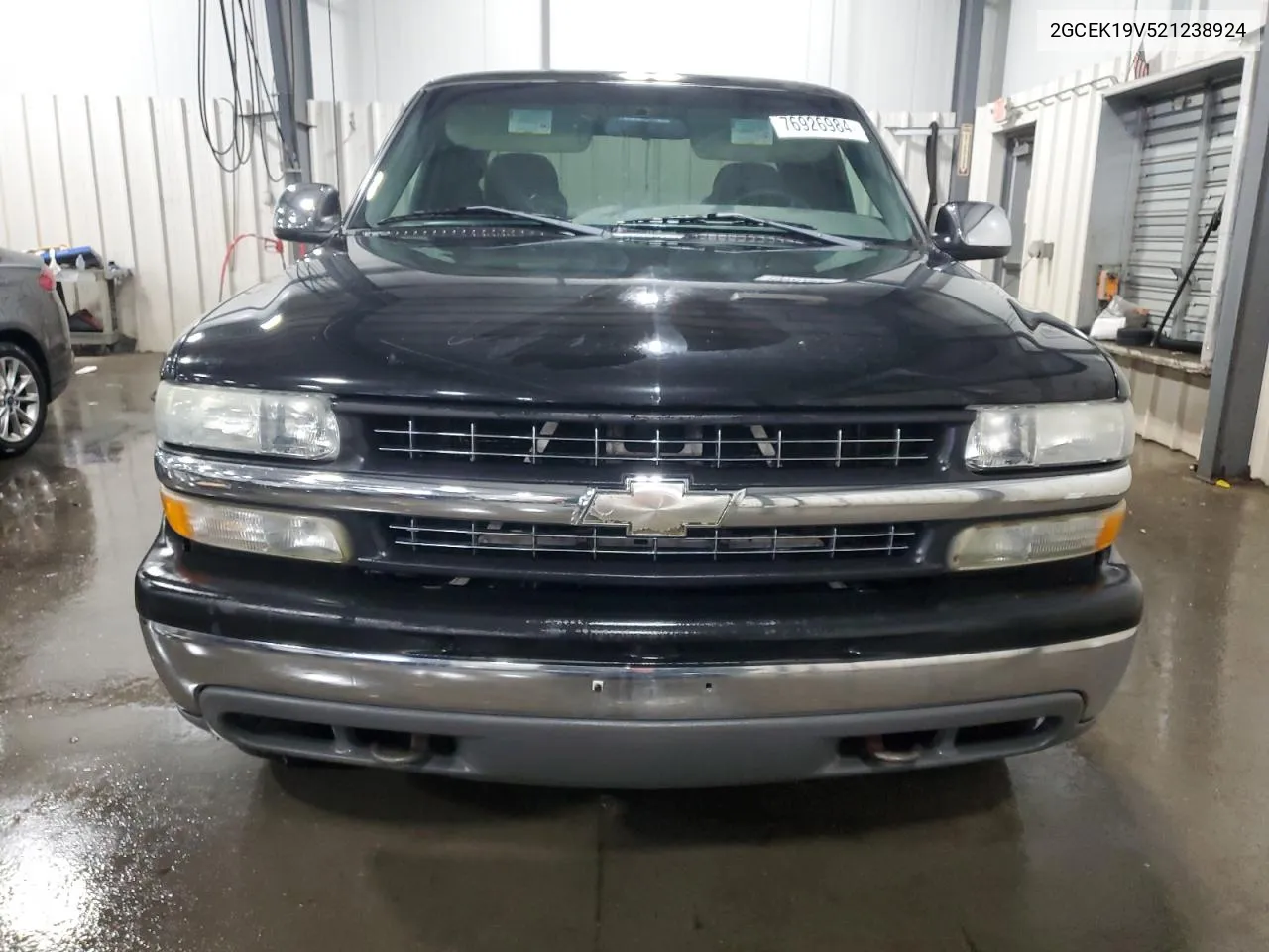 2002 Chevrolet Silverado K1500 VIN: 2GCEK19V521238924 Lot: 76926984