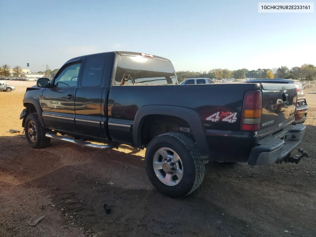 2002 Chevrolet Silverado K2500 Heavy Duty VIN: 1GCHK29U82E233161 Lot: 77097504