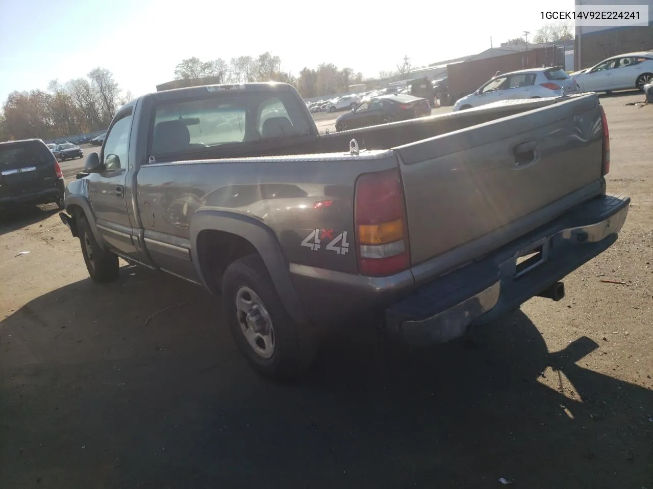 2002 Chevrolet Silverado K1500 VIN: 1GCEK14V92E224241 Lot: 77688054