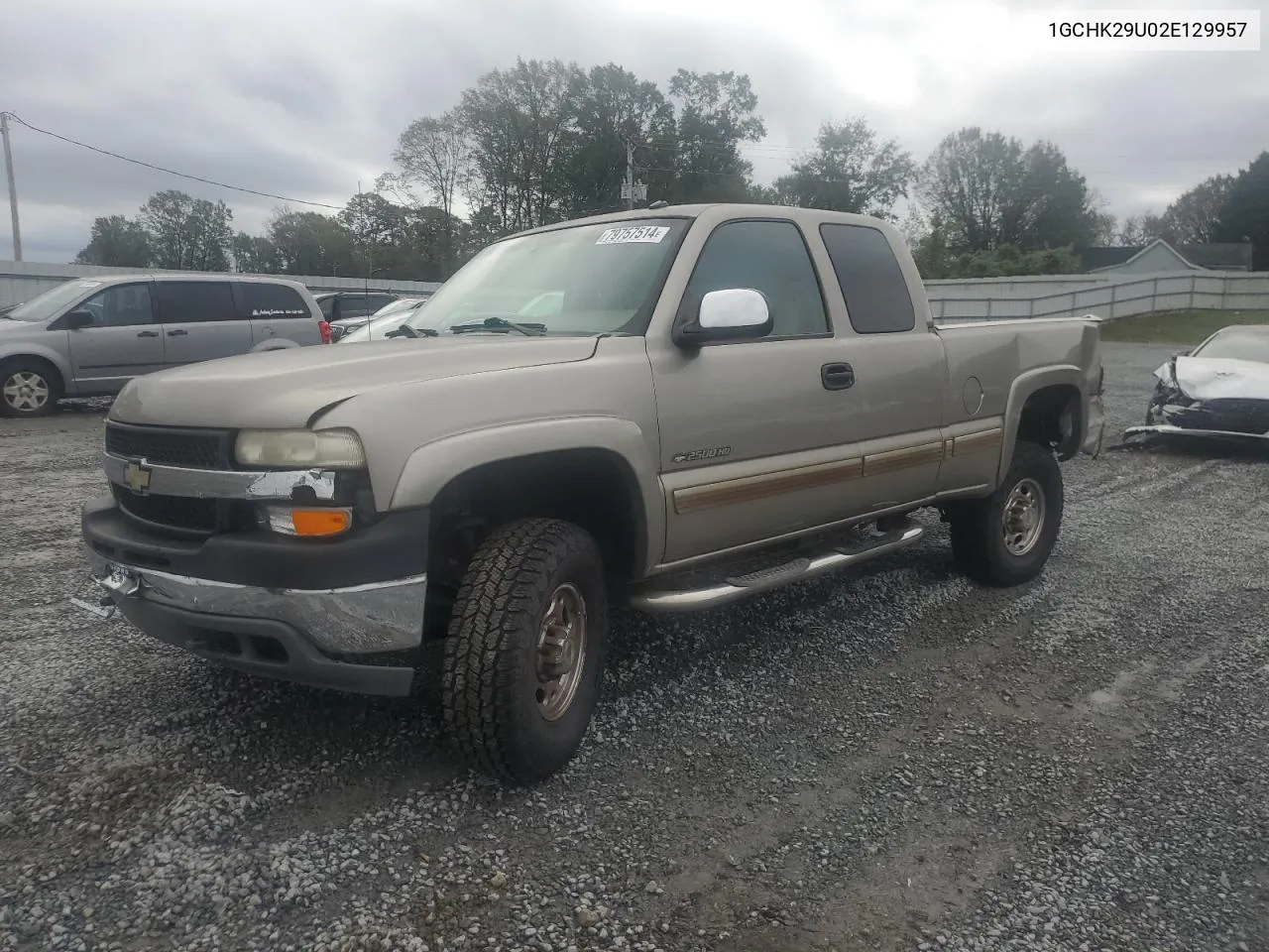 2002 Chevrolet Silverado K2500 Heavy Duty VIN: 1GCHK29U02E129957 Lot: 79757514