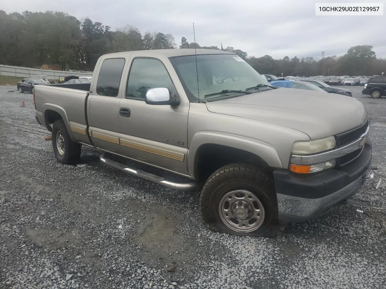 2002 Chevrolet Silverado K2500 Heavy Duty VIN: 1GCHK29U02E129957 Lot: 79757514