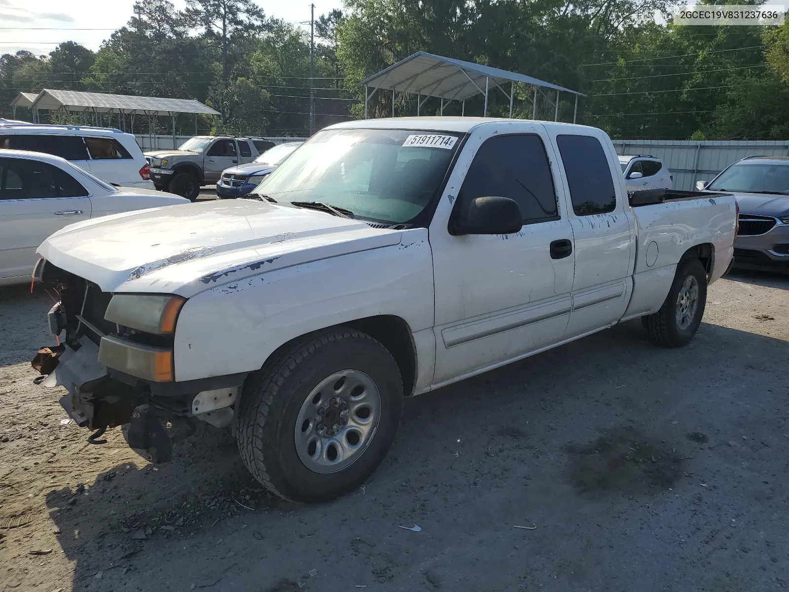 2003 Chevrolet Silverado C1500 VIN: 2GCEC19V831237636 Lot: 51911714