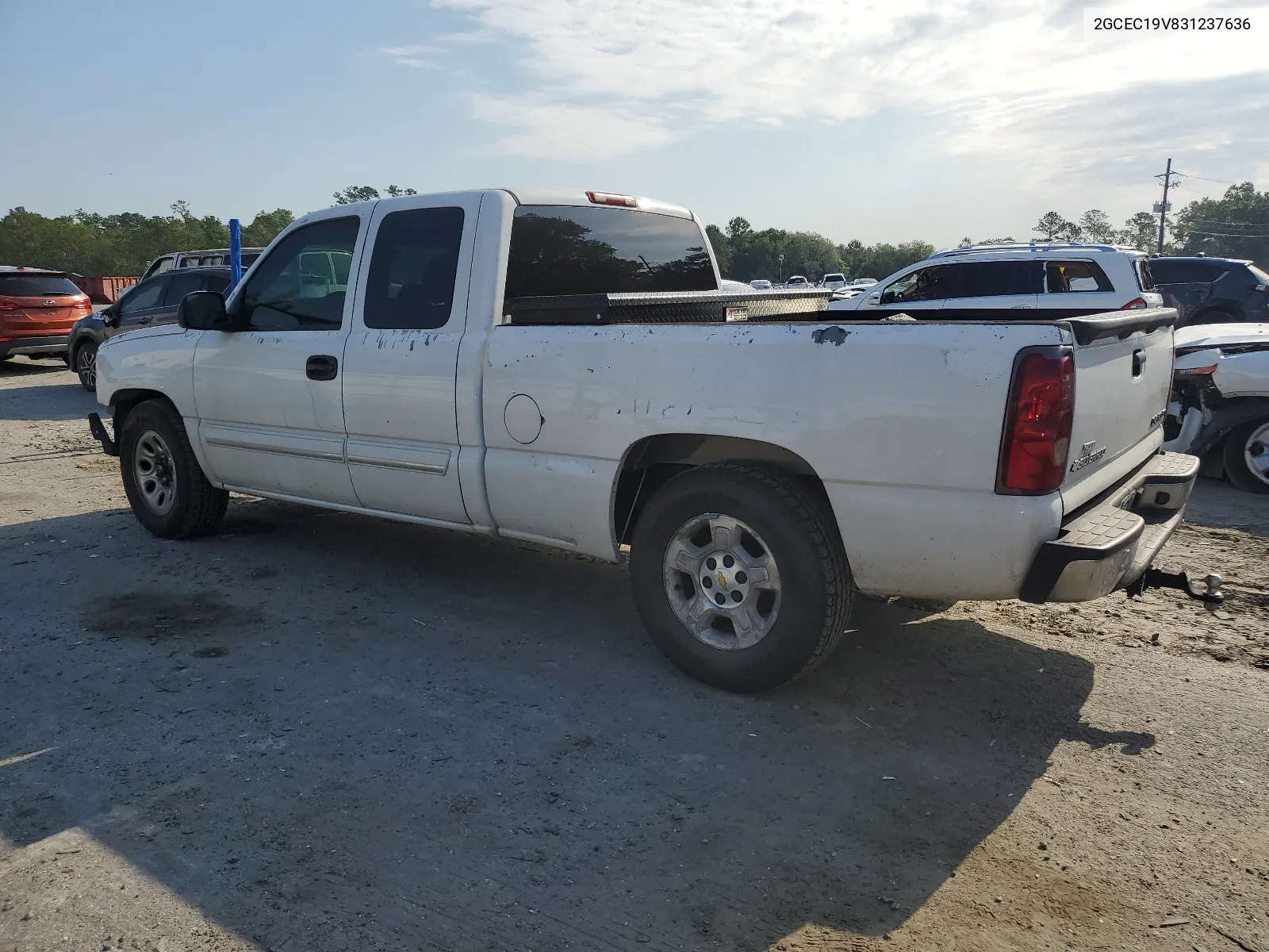 2003 Chevrolet Silverado C1500 VIN: 2GCEC19V831237636 Lot: 51911714