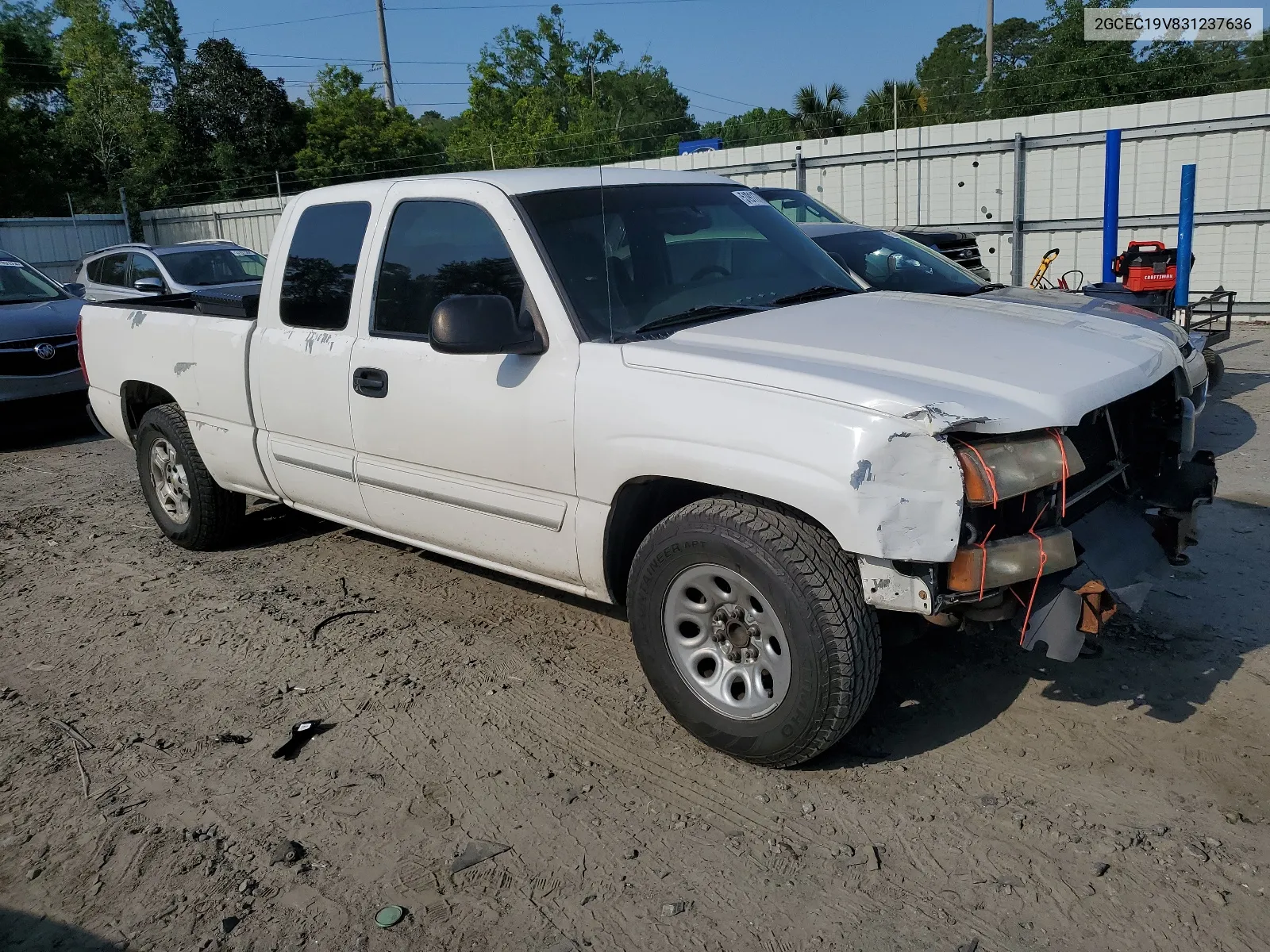 2003 Chevrolet Silverado C1500 VIN: 2GCEC19V831237636 Lot: 51911714