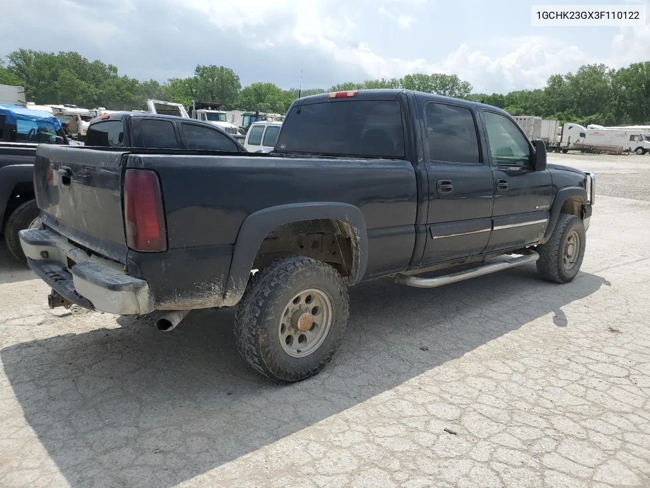 2003 Chevrolet Silverado K2500 Heavy Duty VIN: 1GCHK23GX3F110122 Lot: 56057164