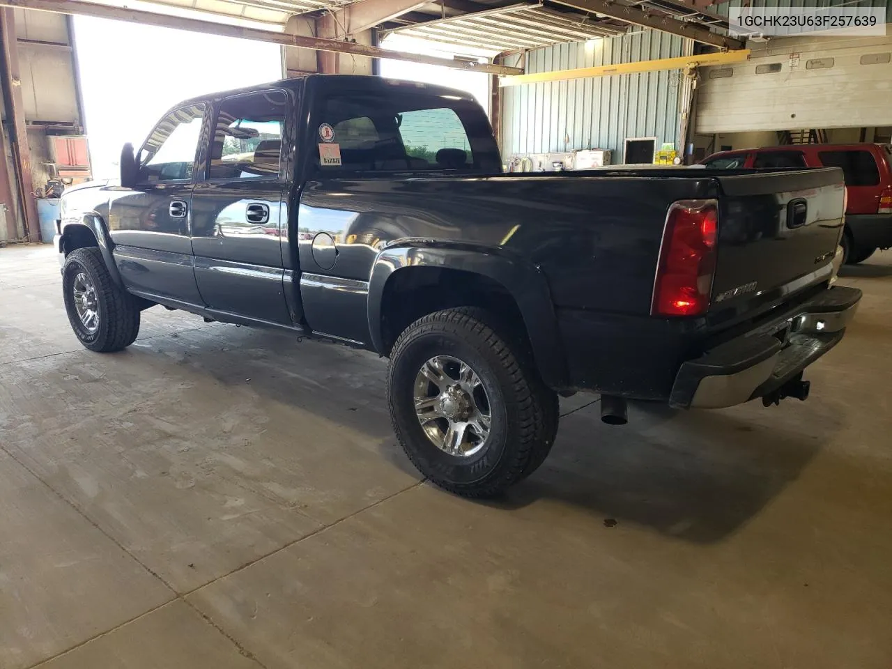 2003 Chevrolet Silverado K2500 Heavy Duty VIN: 1GCHK23U63F257639 Lot: 68411594