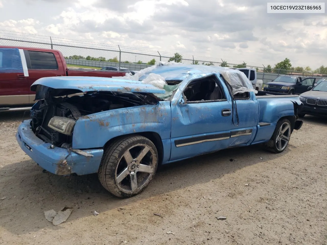 2003 Chevrolet Silverado C1500 VIN: 1GCEC19V23Z186965 Lot: 68723434