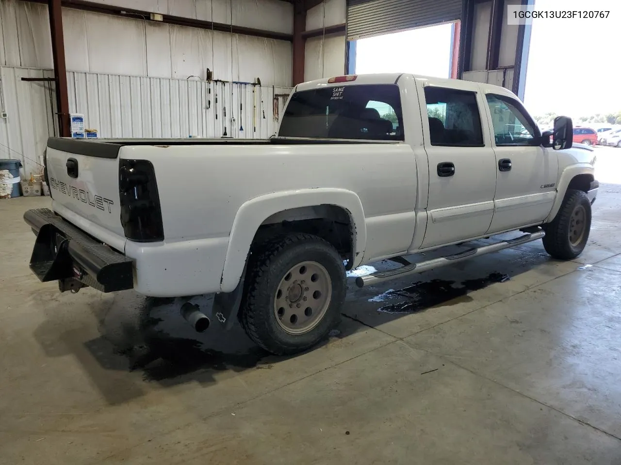 2003 Chevrolet Silverado K1500 Heavy Duty VIN: 1GCGK13U23F120767 Lot: 69051124