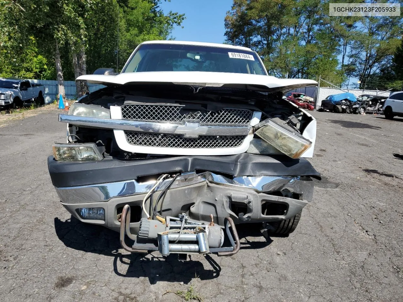 2003 Chevrolet Silverado K2500 Heavy Duty VIN: 1GCHK23123F205933 Lot: 69181884