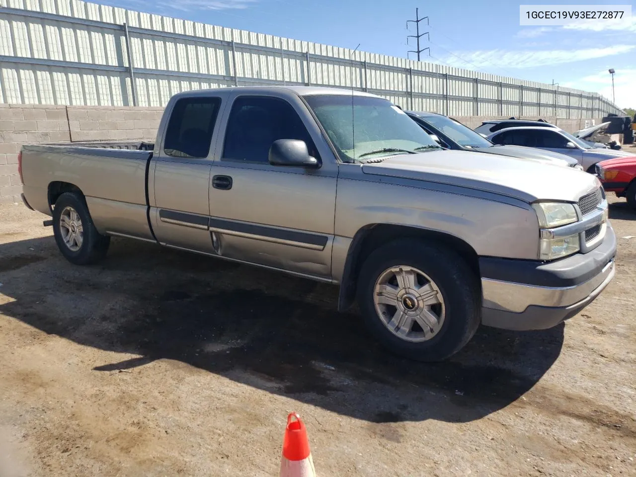 2003 Chevrolet Silverado C1500 VIN: 1GCEC19V93E272877 Lot: 69563484