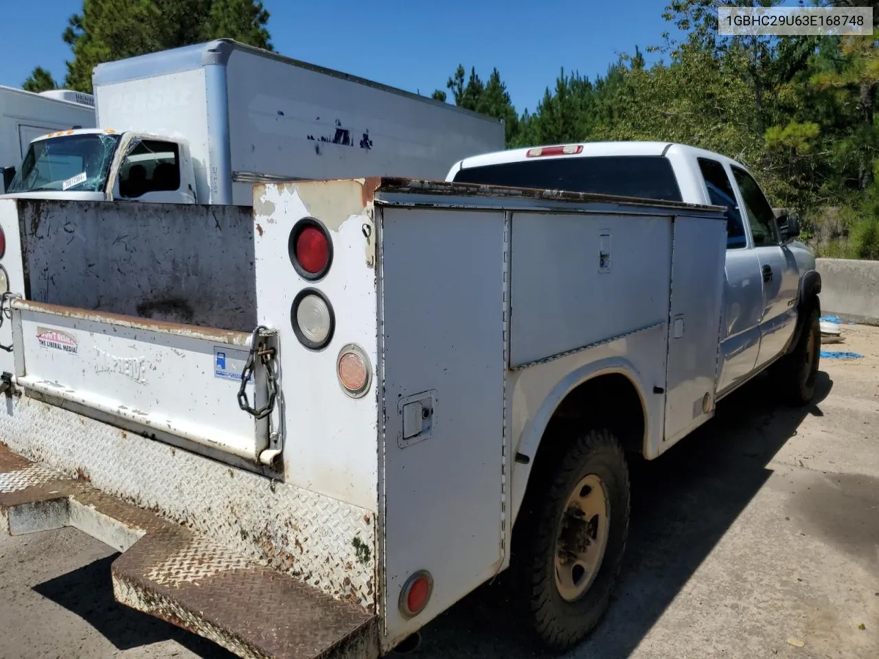 2003 Chevrolet Silverado C2500 Heavy Duty VIN: 1GBHC29U63E168748 Lot: 69869974