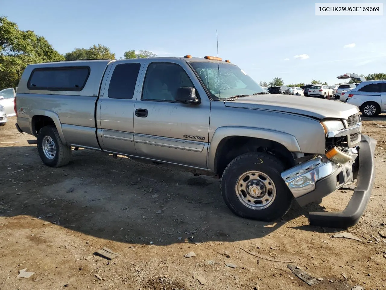 2003 Chevrolet Silverado K2500 Heavy Duty VIN: 1GCHK29U63E169669 Lot: 70198924