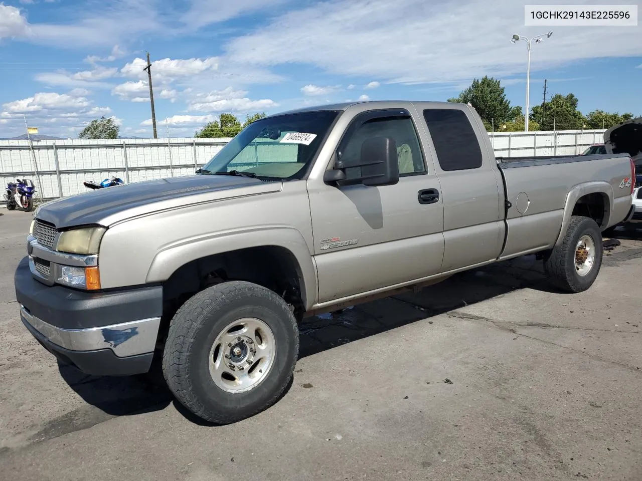 2003 Chevrolet Silverado K2500 Heavy Duty VIN: 1GCHK29143E225596 Lot: 70466924