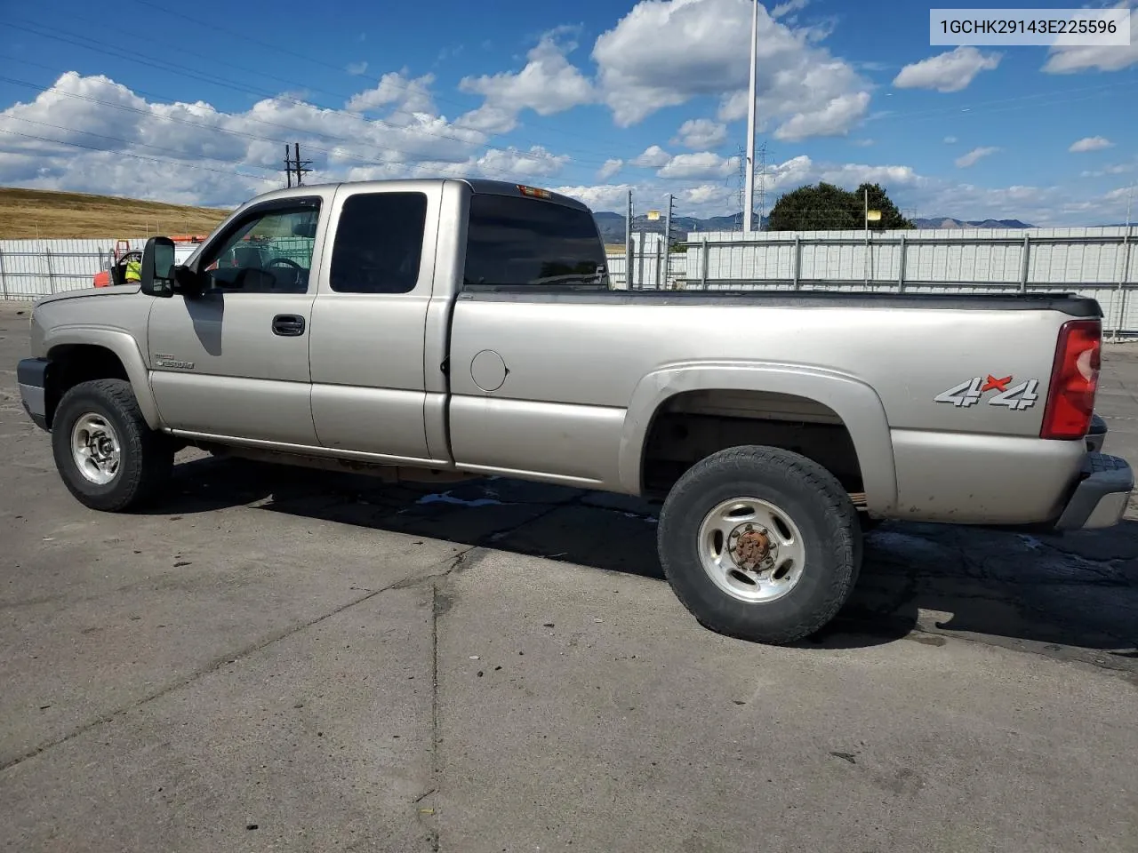 2003 Chevrolet Silverado K2500 Heavy Duty VIN: 1GCHK29143E225596 Lot: 70466924