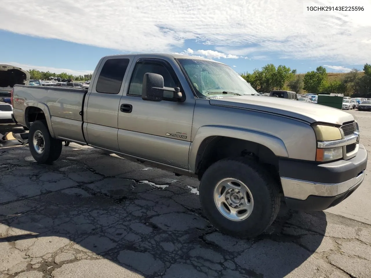 2003 Chevrolet Silverado K2500 Heavy Duty VIN: 1GCHK29143E225596 Lot: 70466924