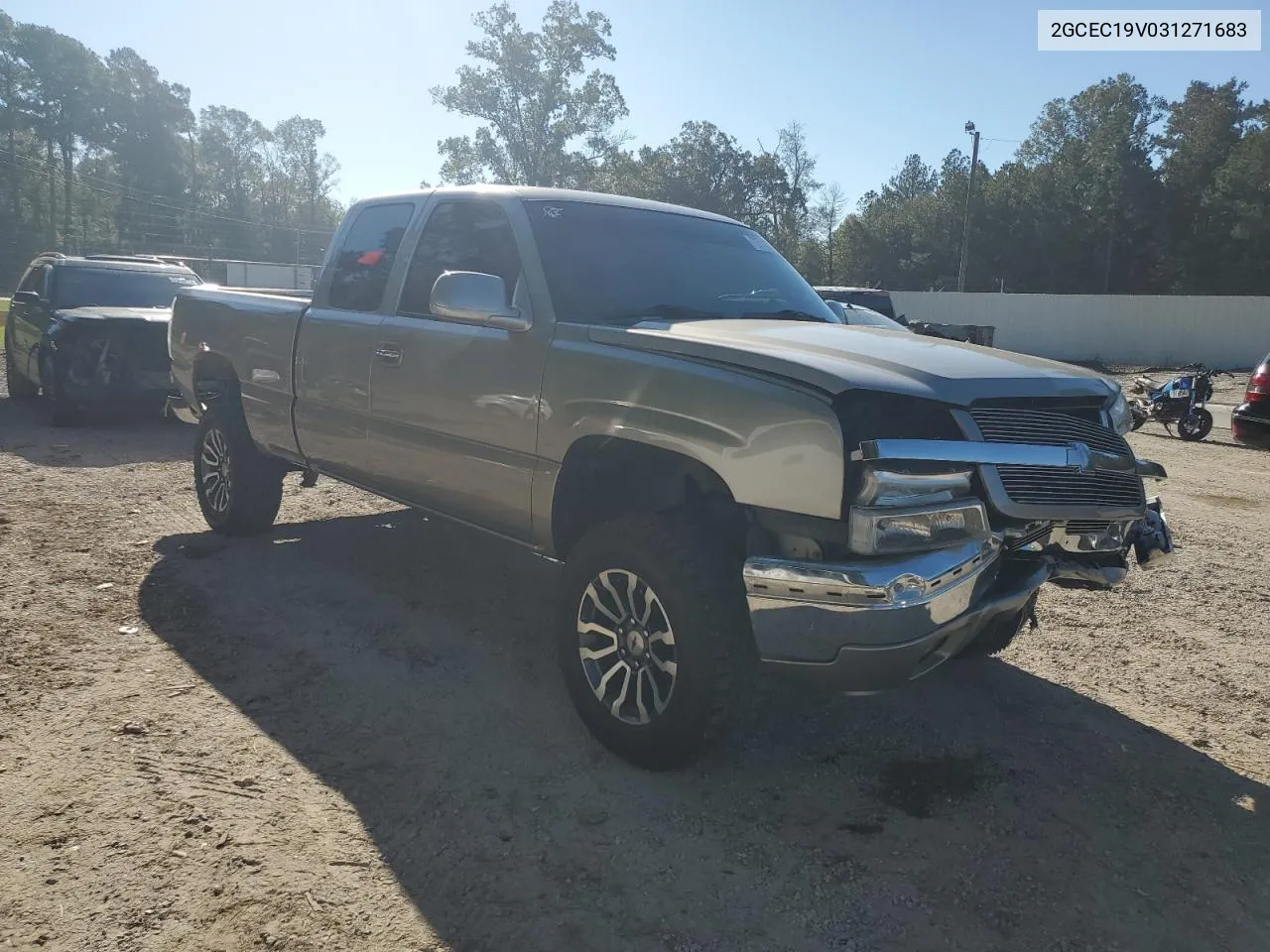 2003 Chevrolet Silverado C1500 VIN: 2GCEC19V031271683 Lot: 72743004