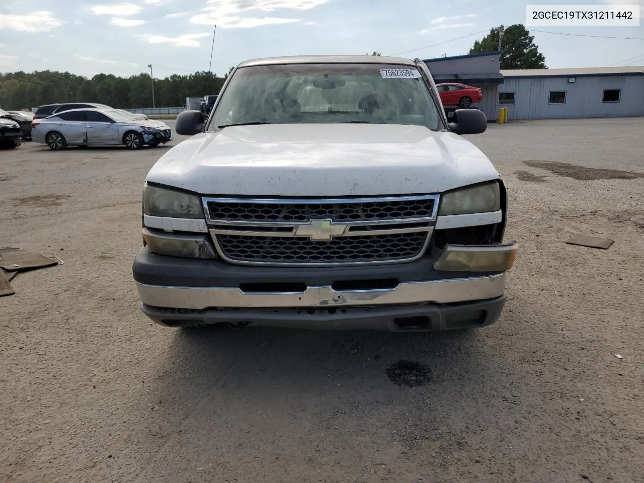 2003 Chevrolet Silverado C1500 VIN: 2GCEC19TX31211442 Lot: 75623594