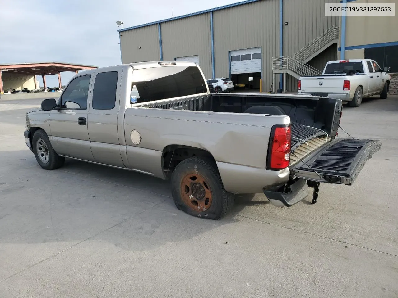 2003 Chevrolet Silverado C1500 VIN: 2GCEC19V331397553 Lot: 76800014