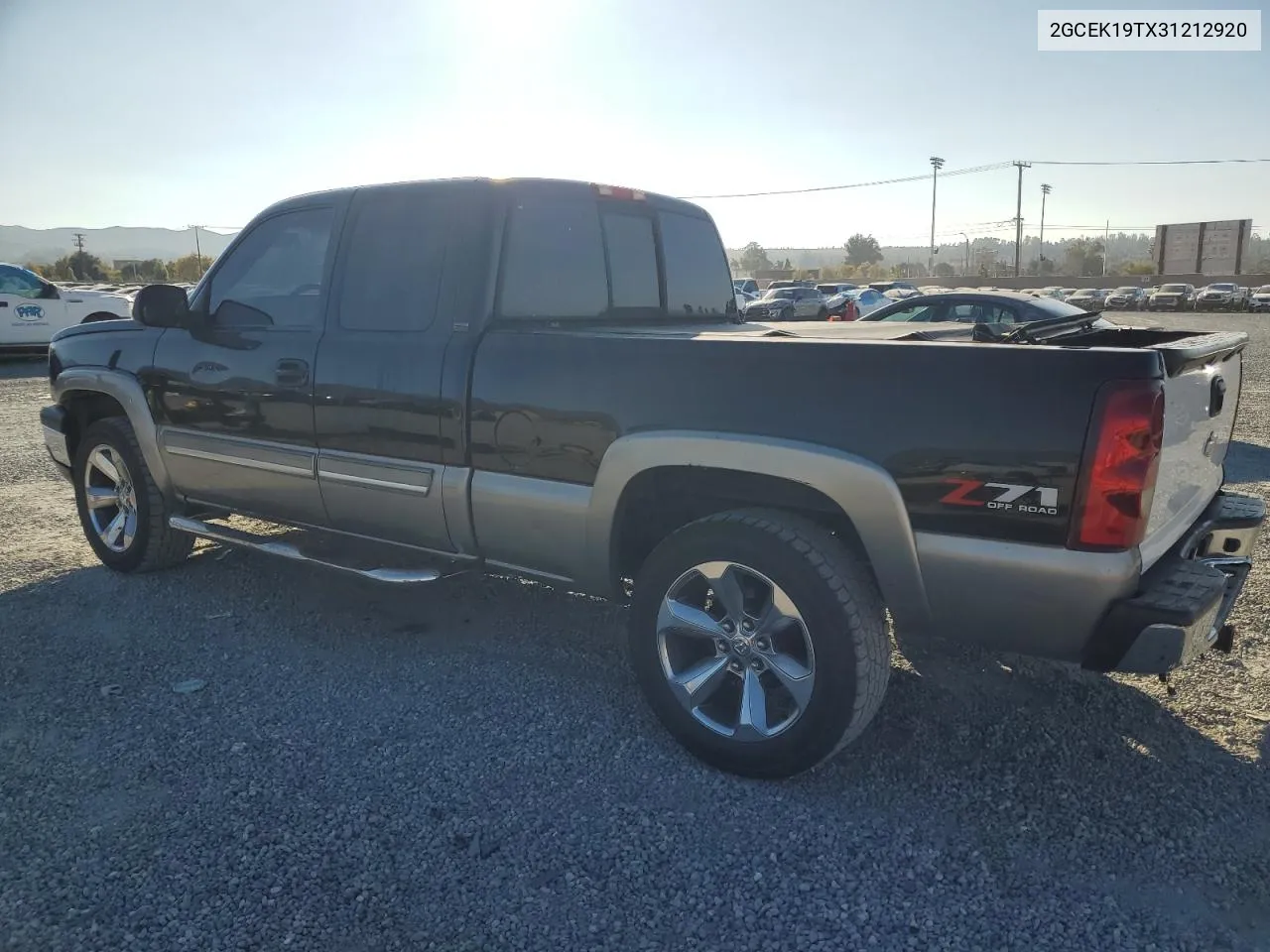 2003 Chevrolet Silverado K1500 VIN: 2GCEK19TX31212920 Lot: 80081144