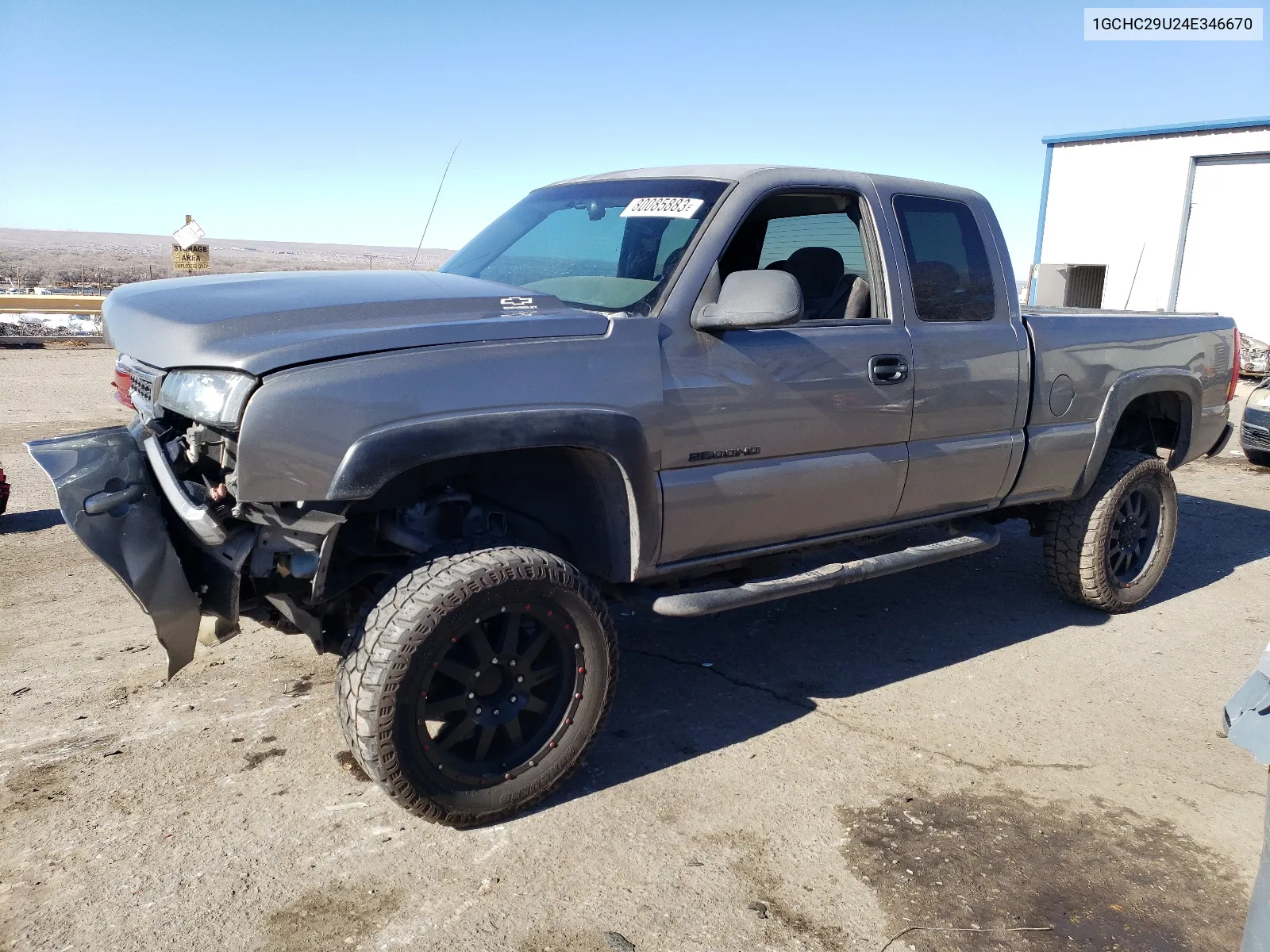 2004 Chevrolet Silverado C2500 Heavy Duty VIN: 1GCHC29U24E346670 Lot: 55597154