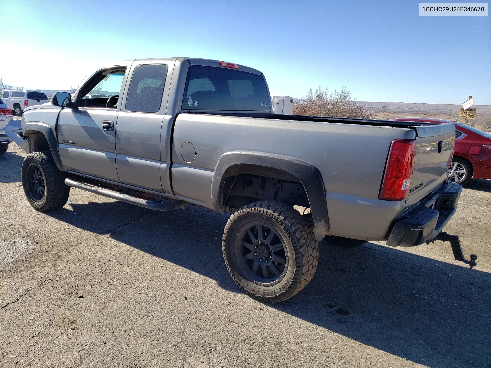 2004 Chevrolet Silverado C2500 Heavy Duty VIN: 1GCHC29U24E346670 Lot: 55597154