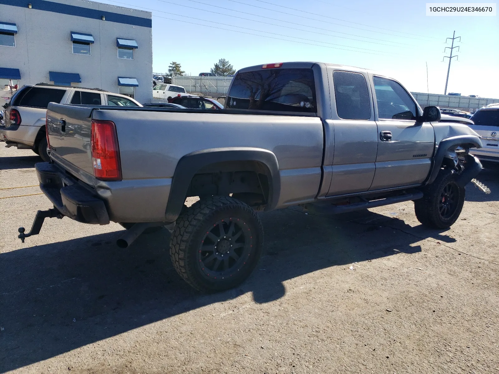 2004 Chevrolet Silverado C2500 Heavy Duty VIN: 1GCHC29U24E346670 Lot: 55597154