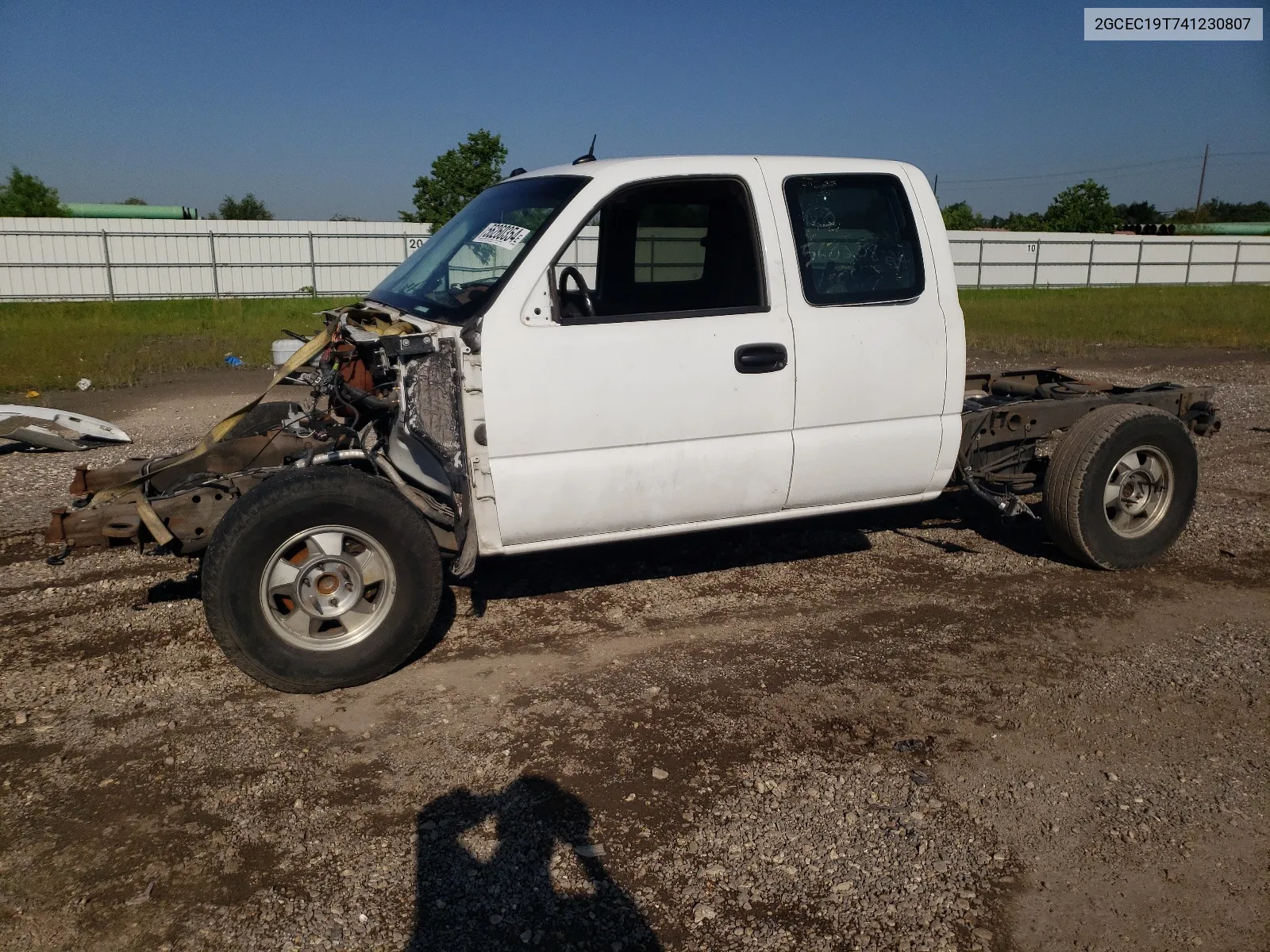 2004 Chevrolet Silverado C1500 VIN: 2GCEC19T741230807 Lot: 56260354