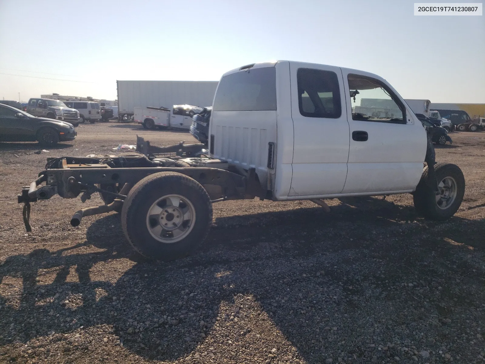 2004 Chevrolet Silverado C1500 VIN: 2GCEC19T741230807 Lot: 56260354