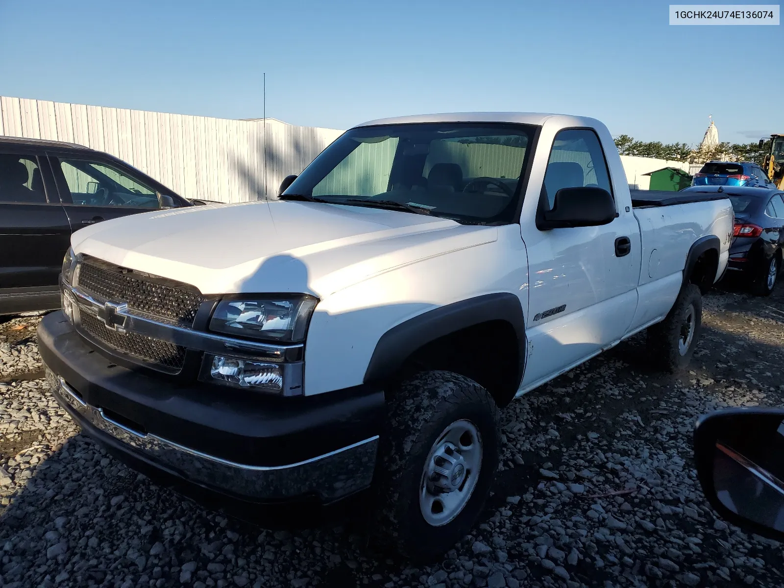 2004 Chevrolet Silverado K2500 Heavy Duty VIN: 1GCHK24U74E136074 Lot: 68347684