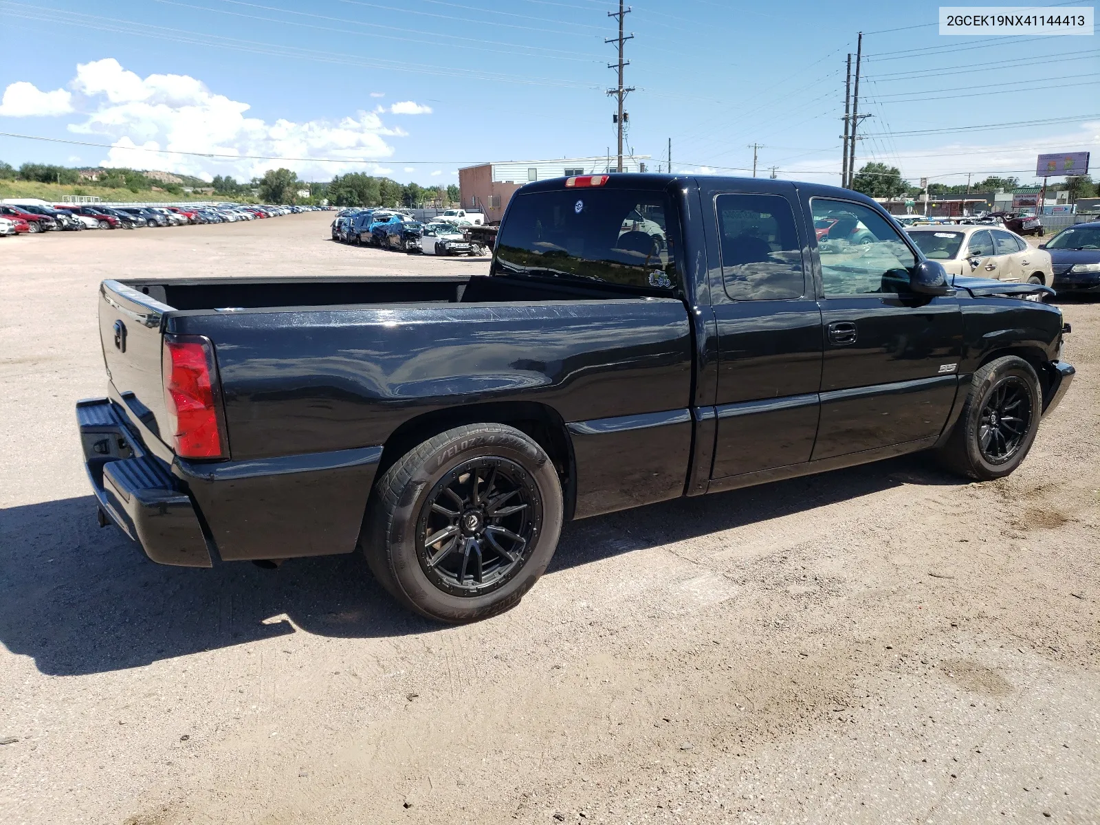 2004 Chevrolet Silverado K1500 VIN: 2GCEK19NX41144413 Lot: 68376004