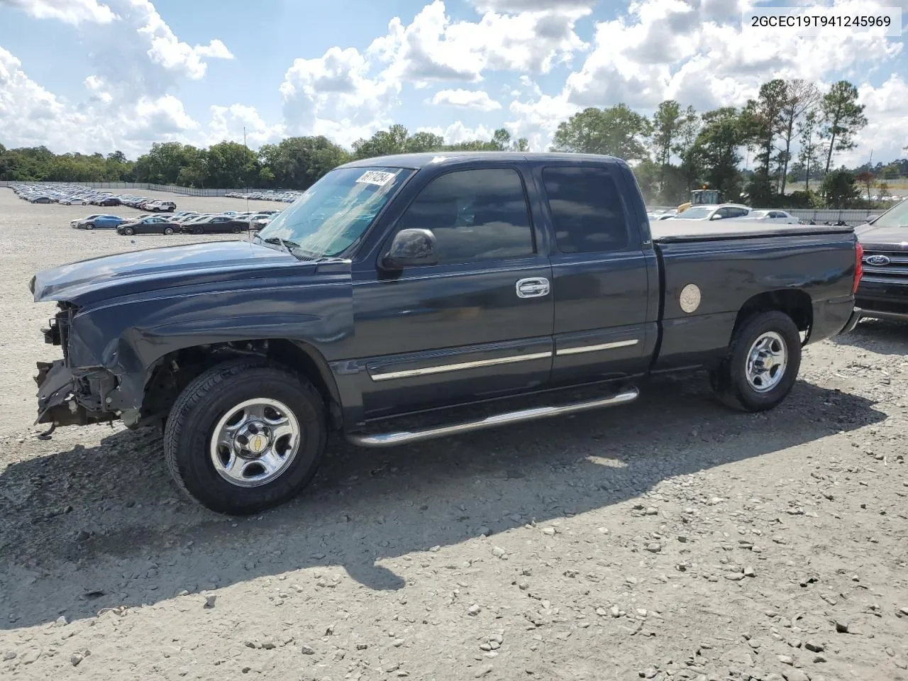 2004 Chevrolet Silverado C1500 VIN: 2GCEC19T941245969 Lot: 69174254