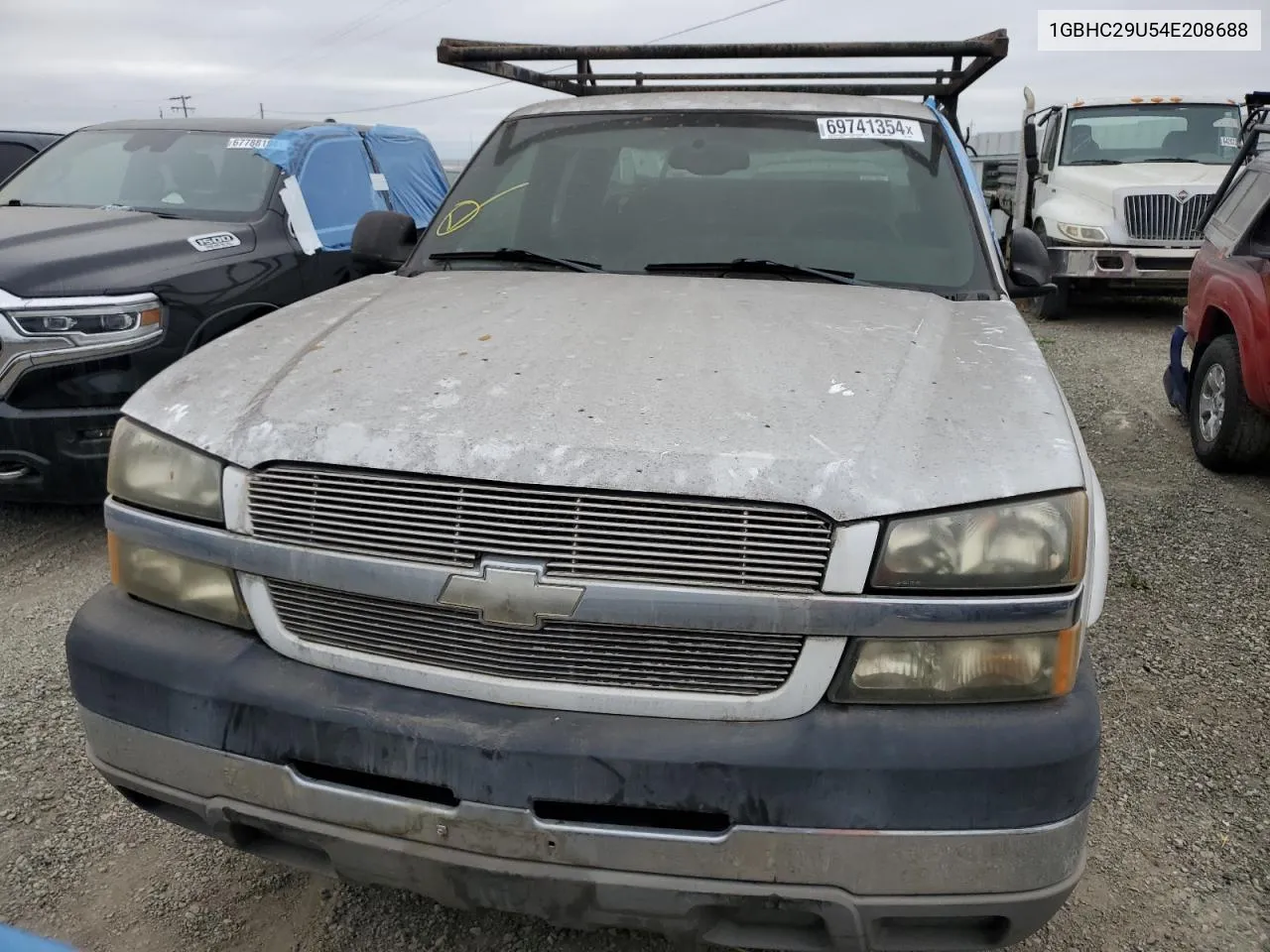 2004 Chevrolet Silverado C2500 Heavy Duty VIN: 1GBHC29U54E208688 Lot: 69741354