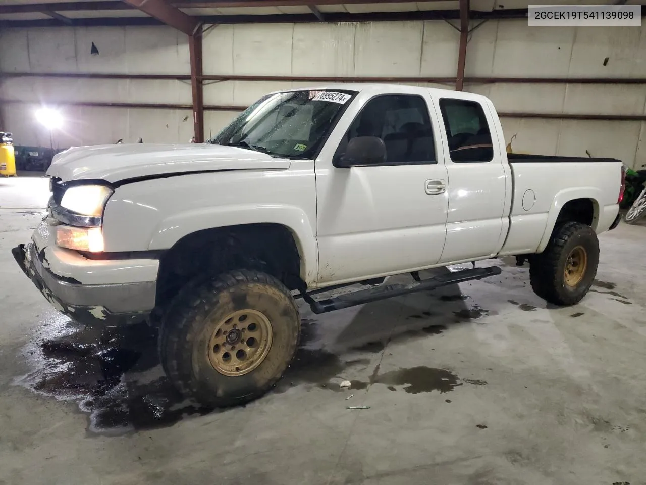 2004 Chevrolet Silverado K1500 VIN: 2GCEK19T541139098 Lot: 70995274