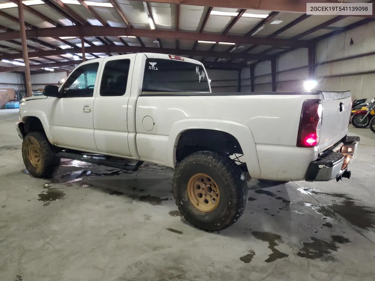 2004 Chevrolet Silverado K1500 VIN: 2GCEK19T541139098 Lot: 70995274