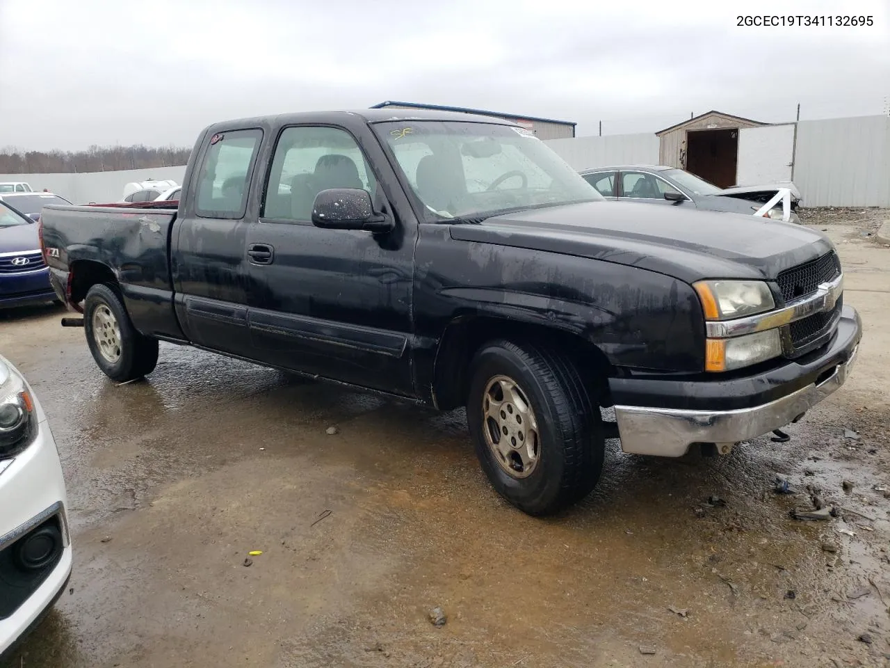 2004 Chevrolet Silverado C1500 VIN: 2GCEC19T341132695 Lot: 71065614