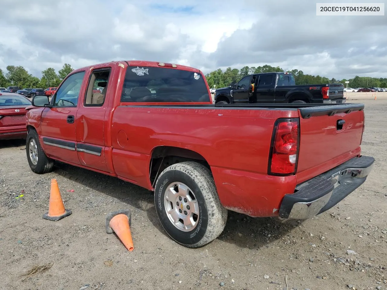 2004 Chevrolet Silverado C1500 VIN: 2GCEC19T041256620 Lot: 71181254