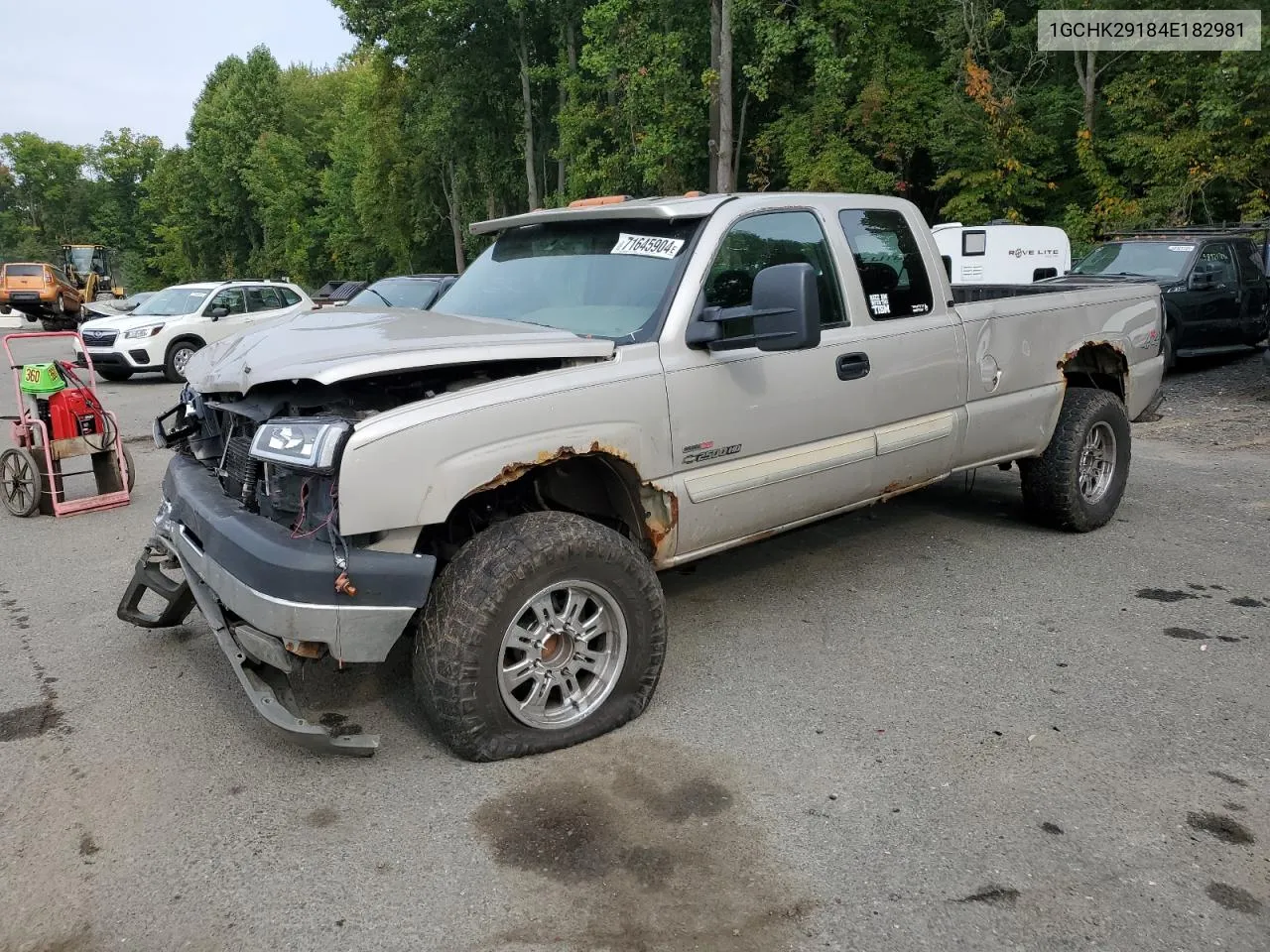 2004 Chevrolet Silverado K2500 Heavy Duty VIN: 1GCHK29184E182981 Lot: 71645904