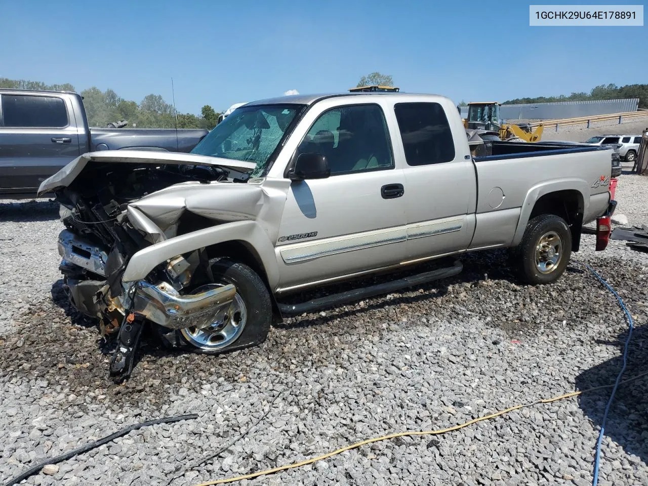 2004 Chevrolet Silverado K2500 Heavy Duty VIN: 1GCHK29U64E178891 Lot: 71867404